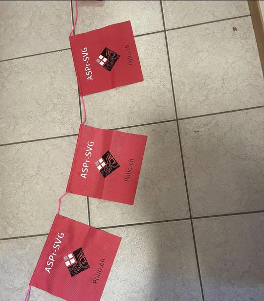 Petit drapeau pour une association